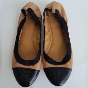 Tory Birch Gabby black and tan ballet flats size 11